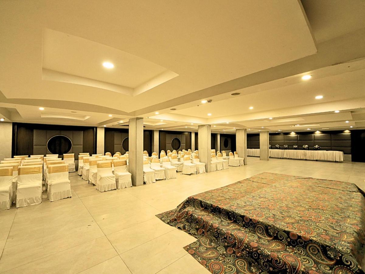 D R Utthama Nellore - Am Hotel Kollection Esterno foto
